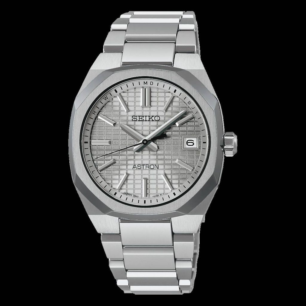 Nexter ソーラー電波から、コンパクトサイズのモデルが登場