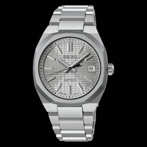 Nexter ソーラー電波から、コンパクトサイズのモデルが登場